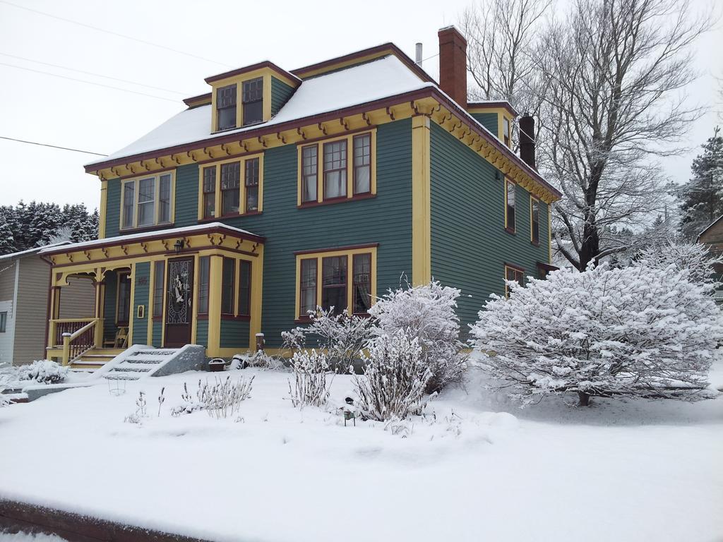 The Spaniards Room Heritage Home Spaniards Bay Екстер'єр фото